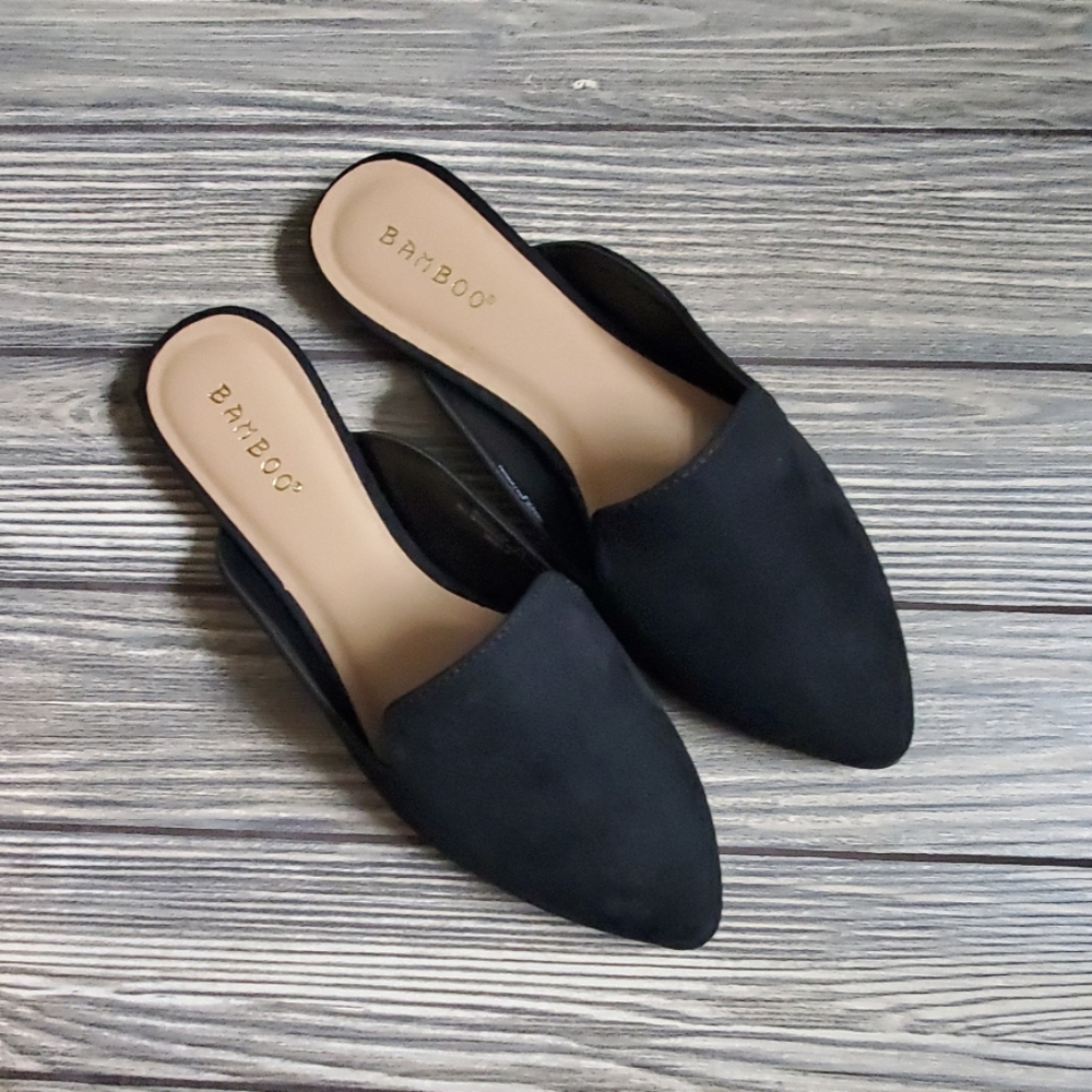 New Arrival!! The VERA Flats - Picture 3 of 5